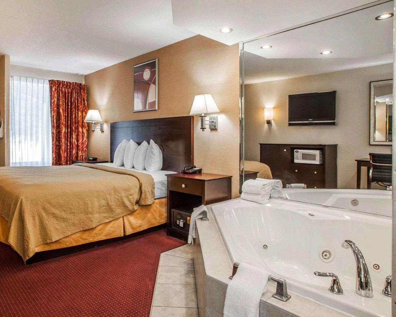 Hotel Mcintosh 2*